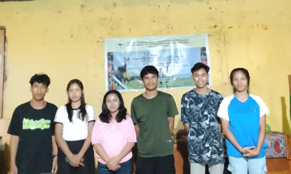 Foto bersama kedua paket sebelum membacakan visi misi 