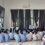 binluh-di-smk-unggul-terpadu-anak-tuha-polisi-ingatkan-pelajar-bijak-bermedsos-dan-jauhi-narkoba